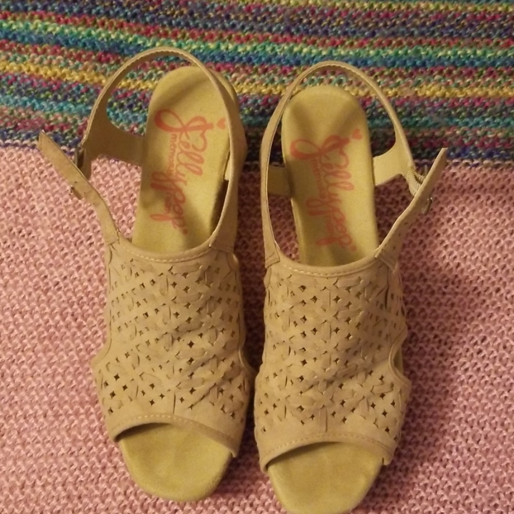 Jellypop Memory Foam peep toe shoes